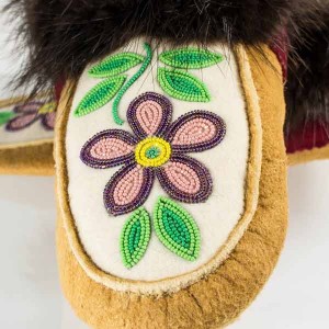 Handmade Moccasins Mens 8/ Womens 9 Light Purple Flower