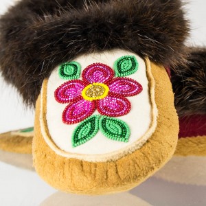 Handmade Moccasins Mens 9/Womens 10 Pink Flower